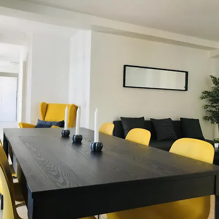 Adnana - Center On Walking Street B&B 올보르